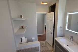 6637 Capps Ave, Reseda, CA 91335 - Photo 13