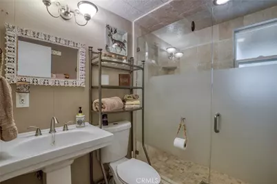 875 Brentwood Drive, Lake Arrowhead, CA 92352 - Photo 9