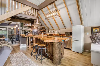 875 Brentwood Drive, Lake Arrowhead, CA 92352 - Photo 13