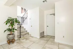 18810 Kirkcolm Ln, Porter Ranch, CA 91326 - Photo 25