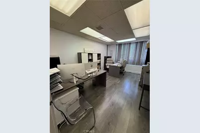 224 100 S Olive, Burbank, CA 91502 - Photo 3