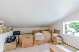 10861 Lindley Ave, Granada Hills, CA 91344 - Photo 19