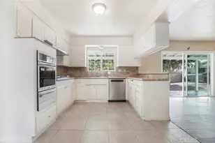 14230 Calahan, Panorama City, CA 91402 - Photo 29