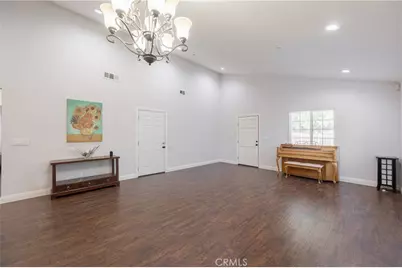 7449 7451 Alabama Avenue, Canoga Park, CA 91303 - Photo 5