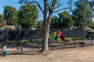 25811 Tournament, Valencia, CA 91355 - Photo 33