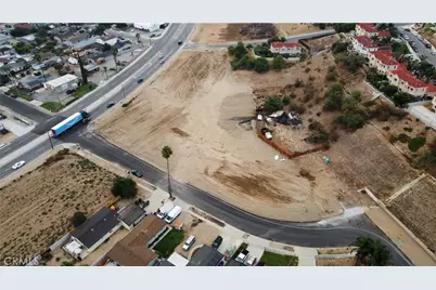 18661 5th, Bloomington, CA 92316 - Photo 3