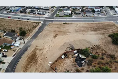 18661 5th, Bloomington, CA 92316 - Photo 5