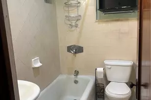 2121 James M Wood Blvd, Los Angeles, CA 90006 - Photo 15