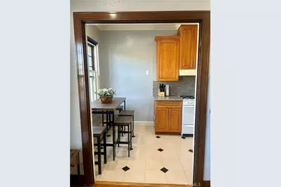 2121 James M Wood Boulevard #121, Los Angeles, CA 90006 - Photo 9