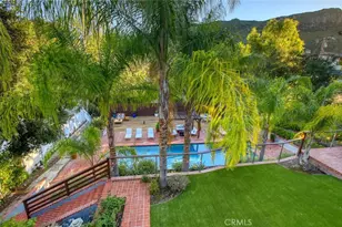 29846 Triunfo Dr, Agoura Hills, CA 91301 - Photo 23