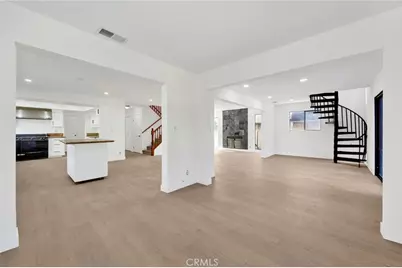 20243 Lanark Street, Winnetka, CA 91306 - Photo 11