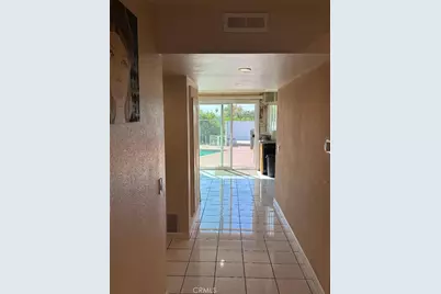 13765 Algranti, Sylmar, CA 91342 - Photo 7