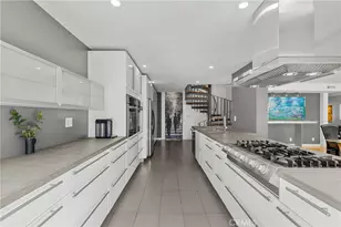 11912 Gorham, Los Angeles, CA 90049 - Photo 11