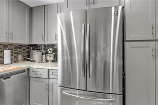 26971 Flo Ln, Canyon Country, CA 91351 - Photo 17