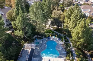 26971 Flo Ln, Canyon Country, CA 91351 - Photo 33