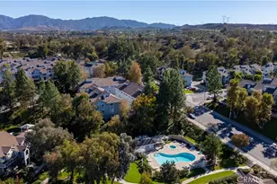 26971 Flo Ln, Canyon Country, CA 91351 - Photo 37