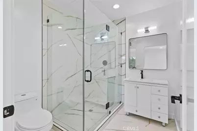 6842 Cedros Avenue, Van Nuys, CA 91405 - Photo 19