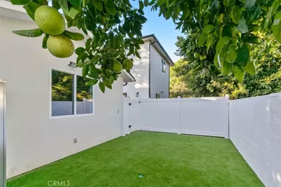 6842 Cedros Avenue, Van Nuys, CA 91405 - Photo 43