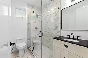 6842 Cedros Ave, Van Nuys, CA 91405 - Photo 37