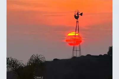 5789 Tonopah Court, Simi Valley, CA 93063 - Photo 9