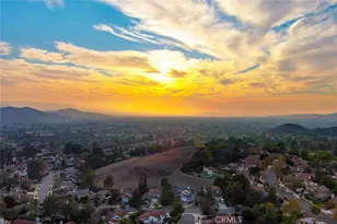 5789 Tonopah Ct, Simi Valley, CA 93063 - Photo 11