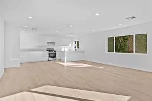 6842 Cedros Ave, Van Nuys, CA 91405 - Photo 5