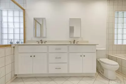 20264 Lassen Street, Chatsworth, CA 91311 - Photo 31