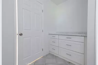 20264 Lassen Street, Chatsworth, CA 91311 - Photo 19