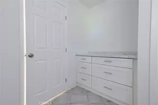 20264 Lassen St, Chatsworth, CA 91311 - Photo 19