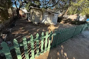 7053 Sunnycrest Trl, Tujunga, CA 91042 - Photo 19