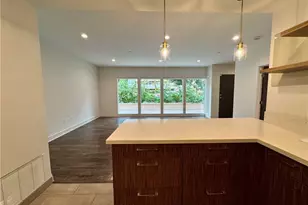 2428 E Del Mar Blvd, Pasadena, CA 91107 - Photo 9