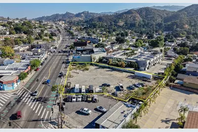 7636 Foothill Boulevard, Tujunga, CA 91042 - Photo 3