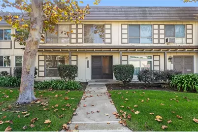 9824 Via Sonoma, Cypress, CA 90630 - Photo 5