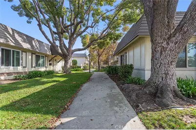 9824 Via Sonoma, Cypress, CA 90630 - Photo 3