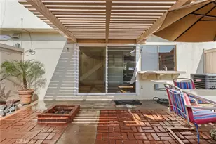 9824 Via Sonoma, Cypress, CA 90630 - Photo 39