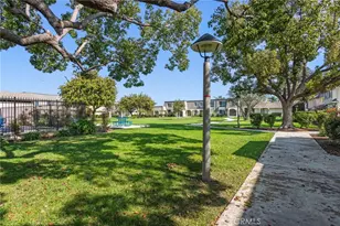 9824 Via Sonoma, Cypress, CA 90630 - Photo 49