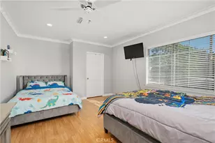 13001 Debby St, Los Angeles, CA 91401 - Photo 23