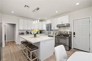 13001 Debby St, Los Angeles, CA 91401 - Photo 9