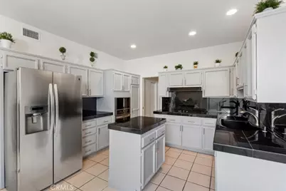 77 Lake Shore Drive, Rancho Mirage, CA 92270 - Photo 13