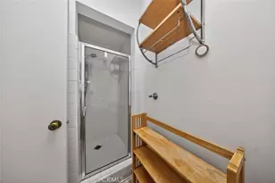 15439 Hart St, Van Nuys, CA 91406 - Photo 17