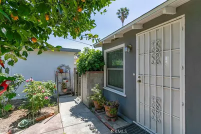 14719 Wyandotte Street, Van Nuys, CA 91405 - Photo 39