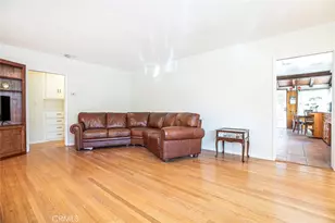 14719 Wyandotte St, Van Nuys, CA 91405 - Photo 9