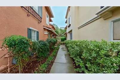 27903 Baneberry #10, Valencia, CA 91354 - Photo 43