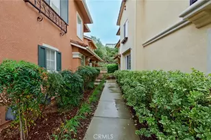 27903 Baneberry, Valencia, CA 91354 - Photo 3