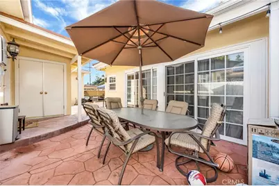 695 Glenmore Boulevard, Glendale, CA 91206 - Photo 21