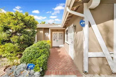 15901 Lassen Street, North Hills, CA 91343 - Photo 3