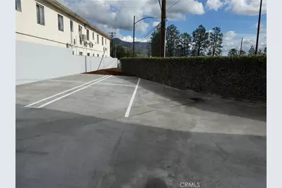 3500 N San Fernando Boulevard, Burbank, CA 91505 - Photo 9