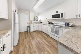 24430 Nicklaus Dr, Valencia, CA 91355 - Photo 17