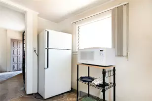 325 S Los Robles Ave, Pasadena, CA 91101 - Photo 45