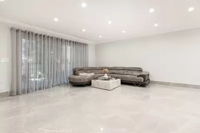 7901 Via Stefano, Burbank, CA 91504 - Photo 7